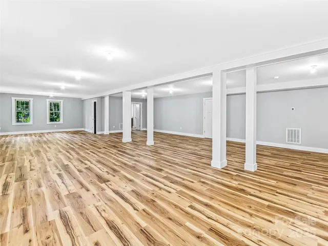 $599,900 | 71 Willow Bend, Hendersonville, NC 28792