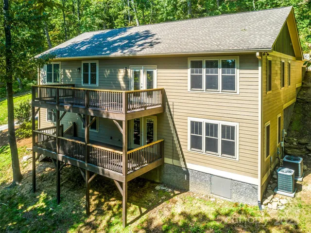 $599,900 | 71 Willow Bend, Hendersonville, NC 28792