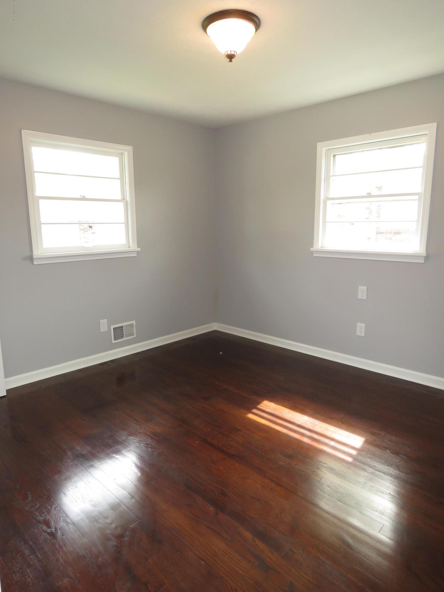 3407 Sumac Road Louisville, KY 40216 - Photo 20 of 39 IMG_3534