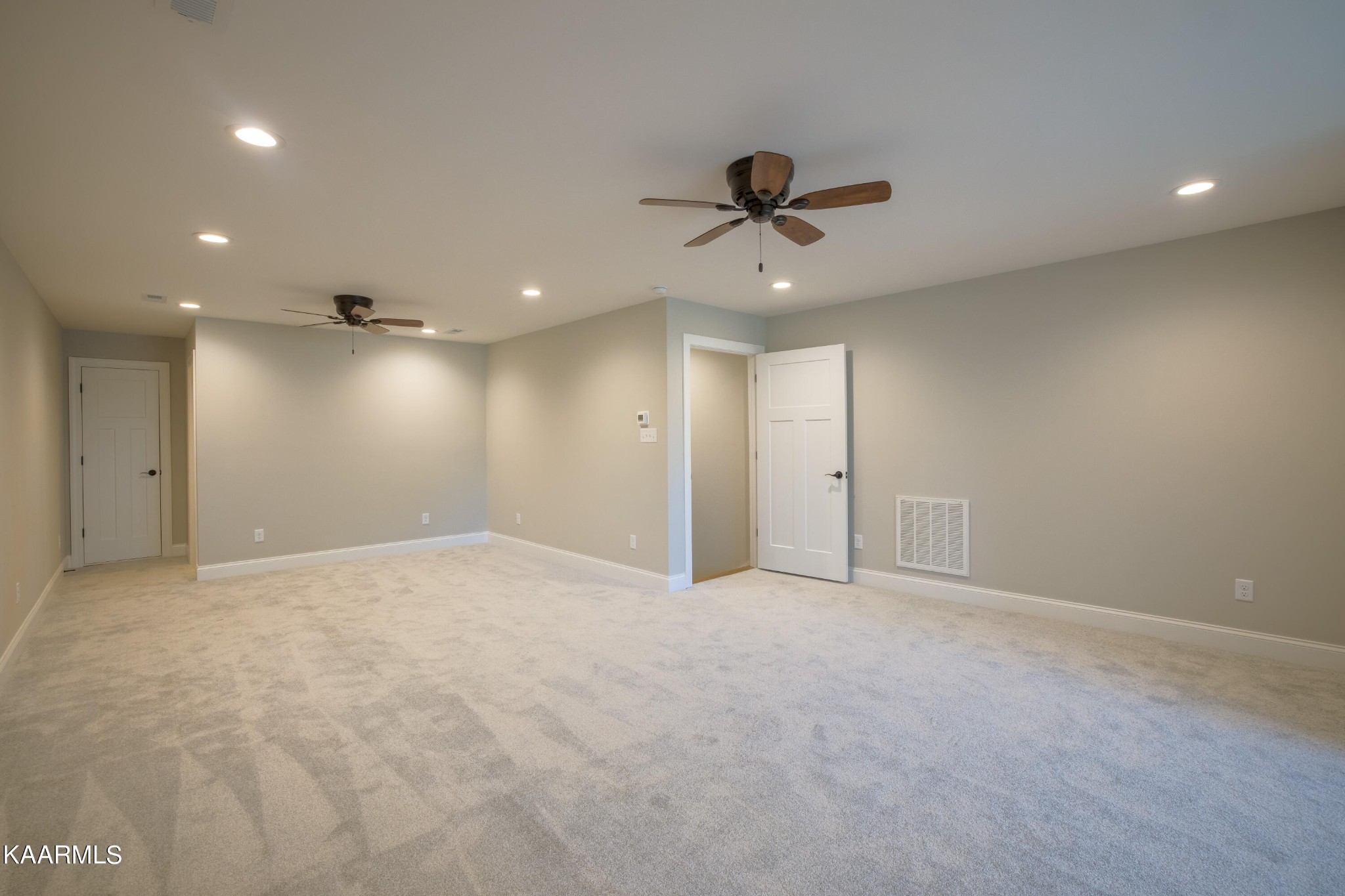 162 Tsuhdatsi Way Loudon, TN 37774 - Photo 35 of 38 a view of an empty room