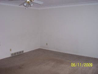 3745 Consear Road Lambertville, MI 48144 - Photo 3 of 14 541788-2.JPG