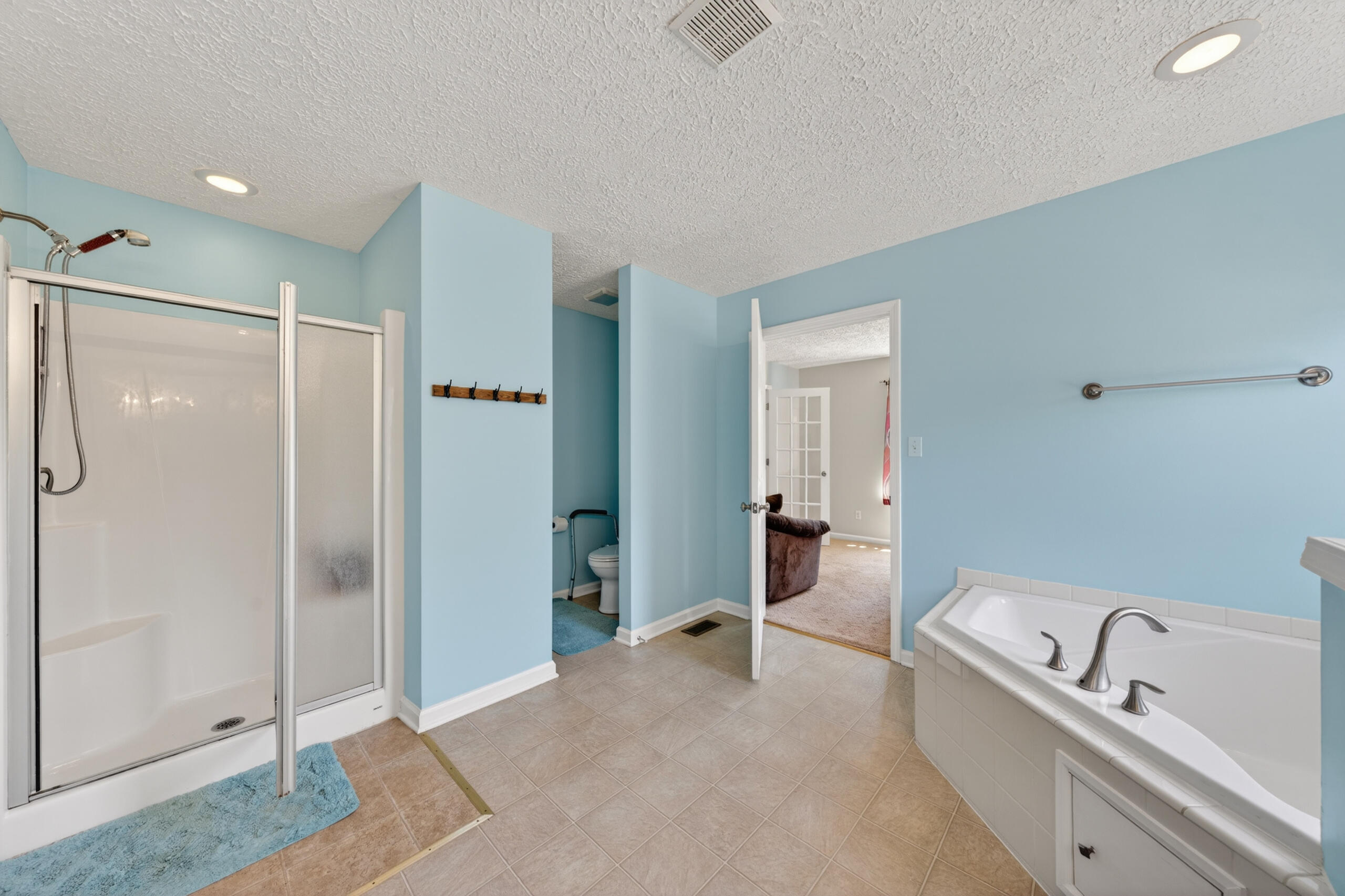 1633 Pilot Mountain Road Moneta, VA 24121 - Photo 23 of 103 Master Bath