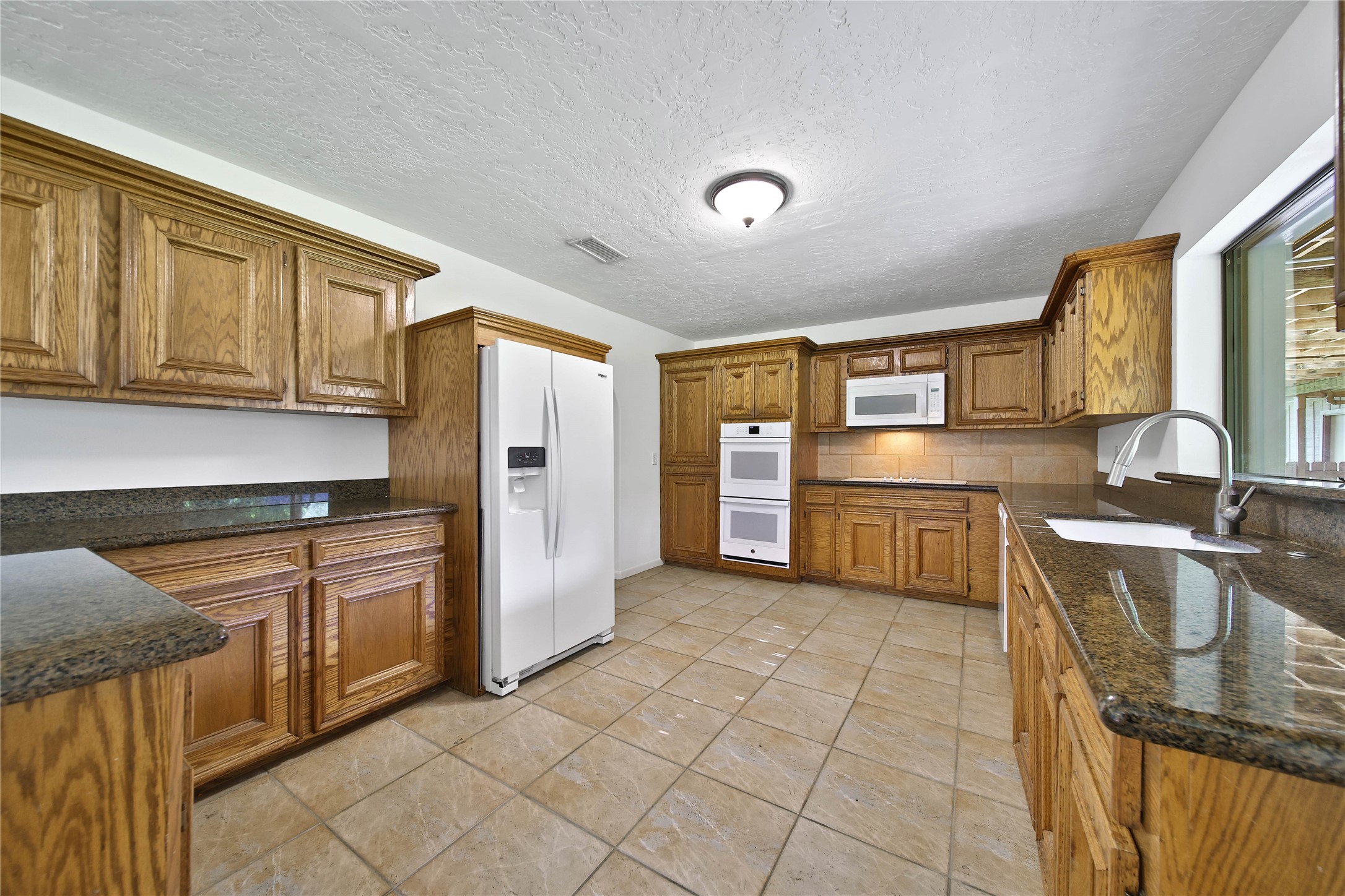 15418 Willis Way Conroe, TX 77384 - Photo 19 of 41