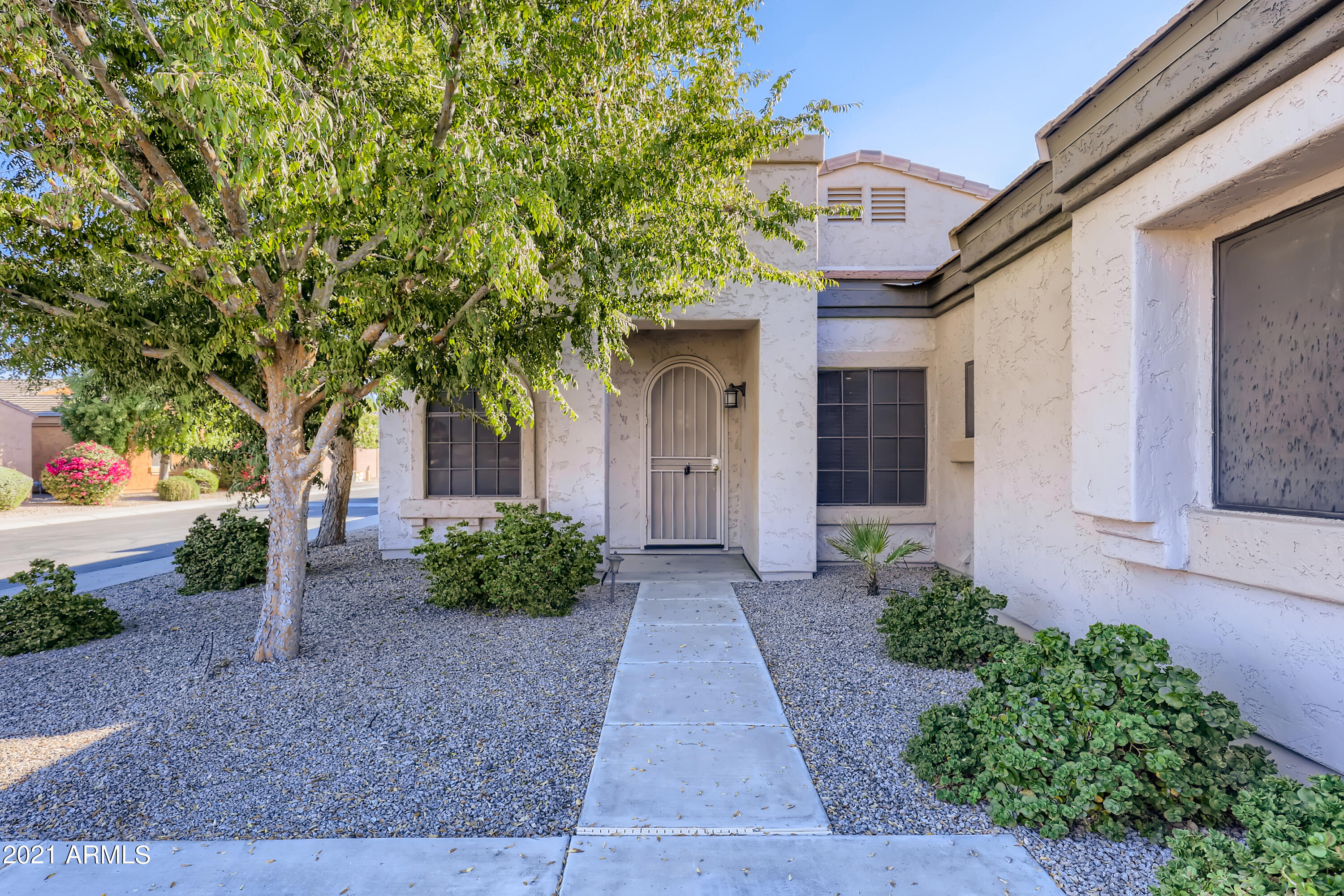 3013 East Fremont Road Phoenix, AZ 85042 - Photo 3 of 33 3-238668211-05 Exterior Front Entry