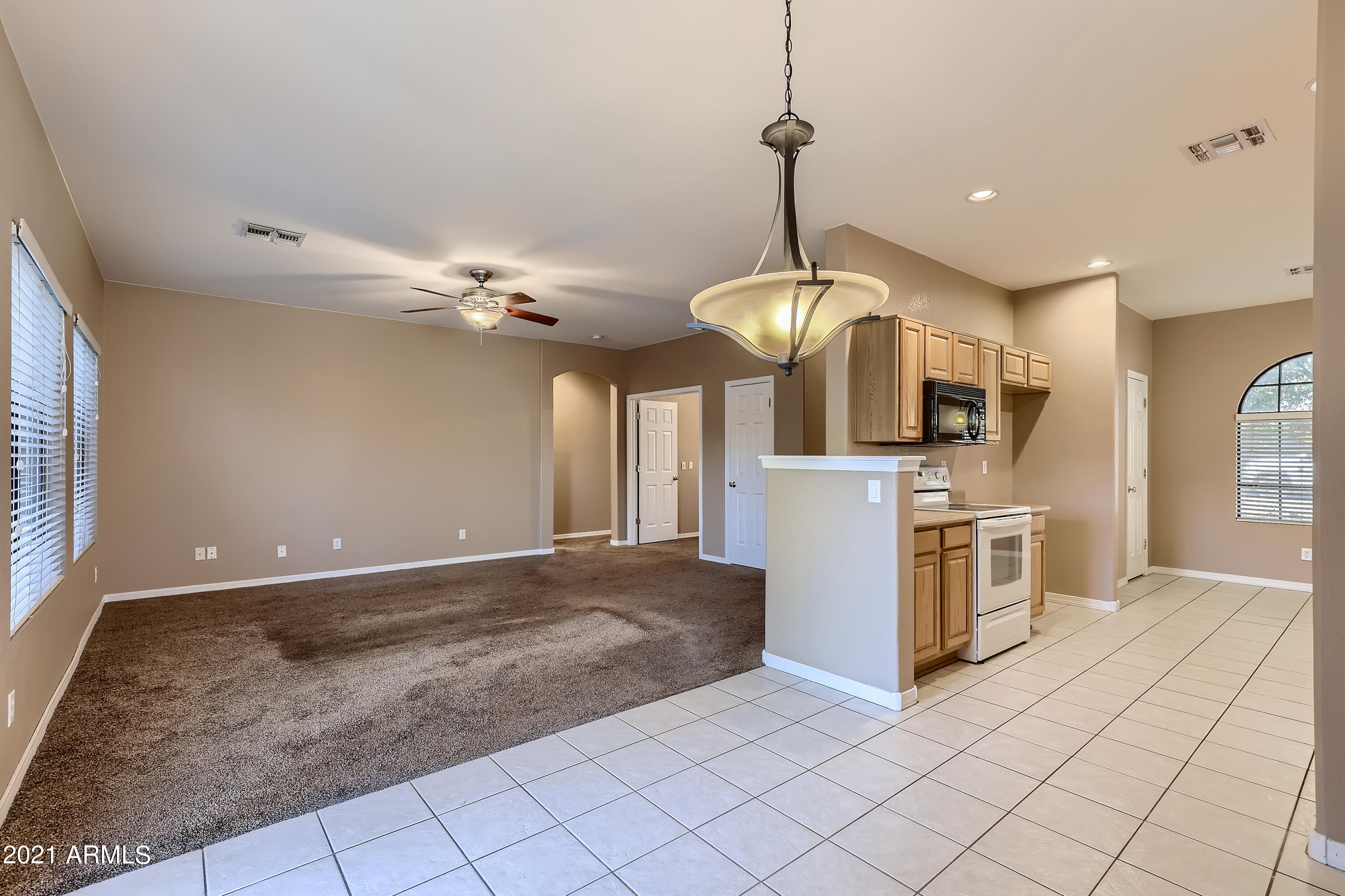 3013 East Fremont Road Phoenix, AZ 85042 - Photo 9 of 33 9-461557306-17 Dining Room