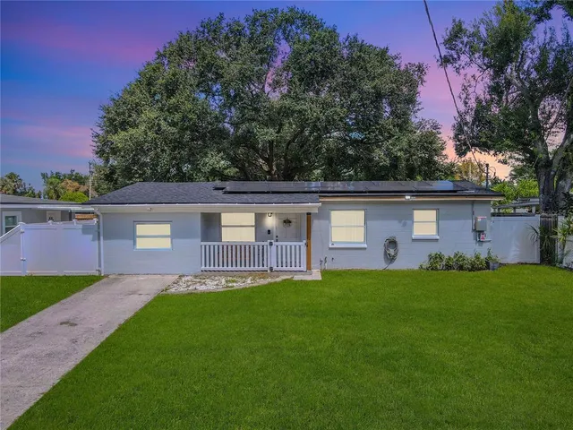 $324,900 | 4210 East Sandalwood Circle South, Tampa, FL 33617