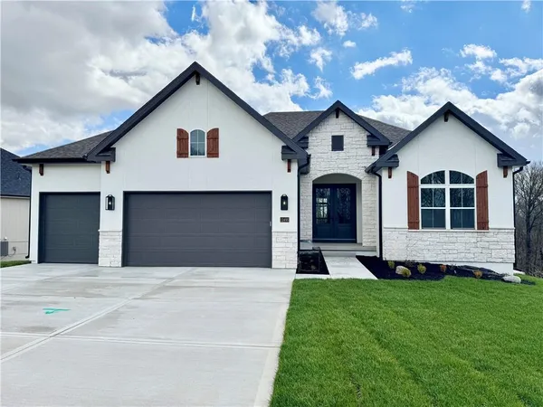 $749,900 | 12495 North Arbor Way, Platte City, MO 64079