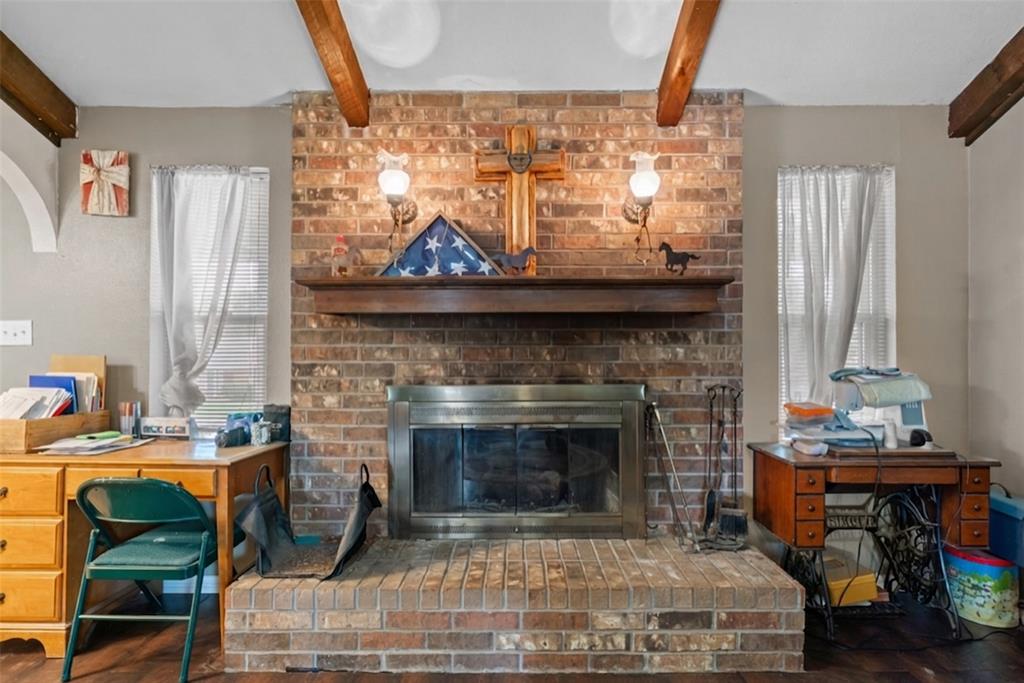 1205 South Rusk Street Weatherford, TX 76086 - Photo 7 of 27 Brick Natural Fireplace & Mantle
