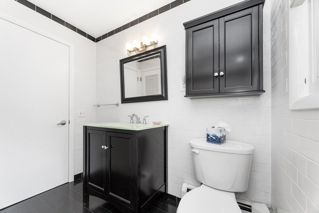 6 Donna Road Worcester, MA 01609 - Photo 21 of 41 Gallery Image 21