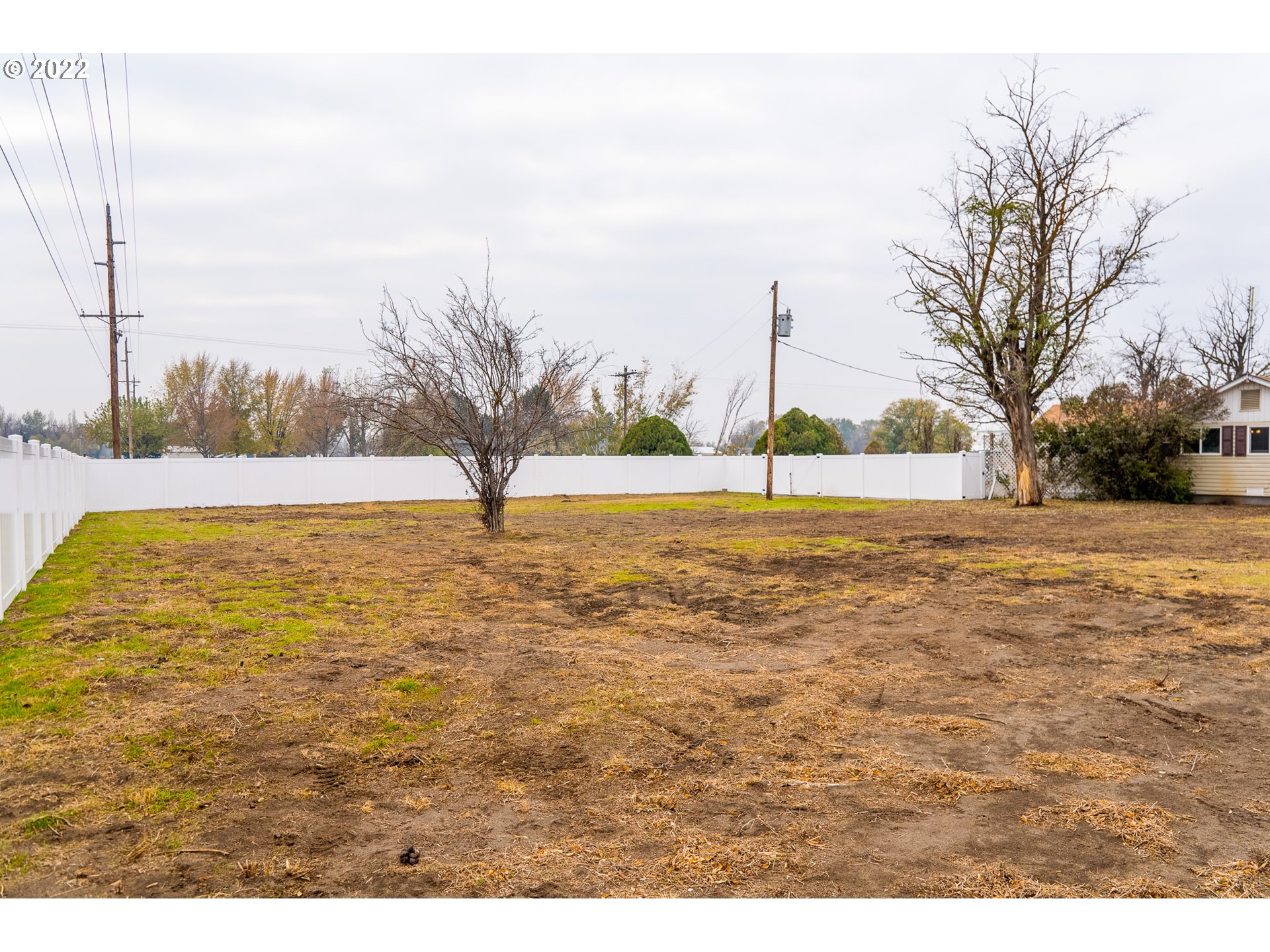 80632 Craig Road Hermiston, OR 97838 - Photo 25 of 25 a view of ocean view with beach