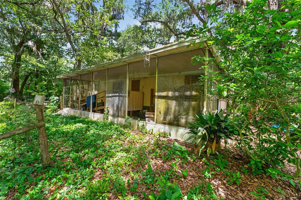 5725 Northwest 219th Street Road Micanopy, FL 32667 - Photo 13 of 17