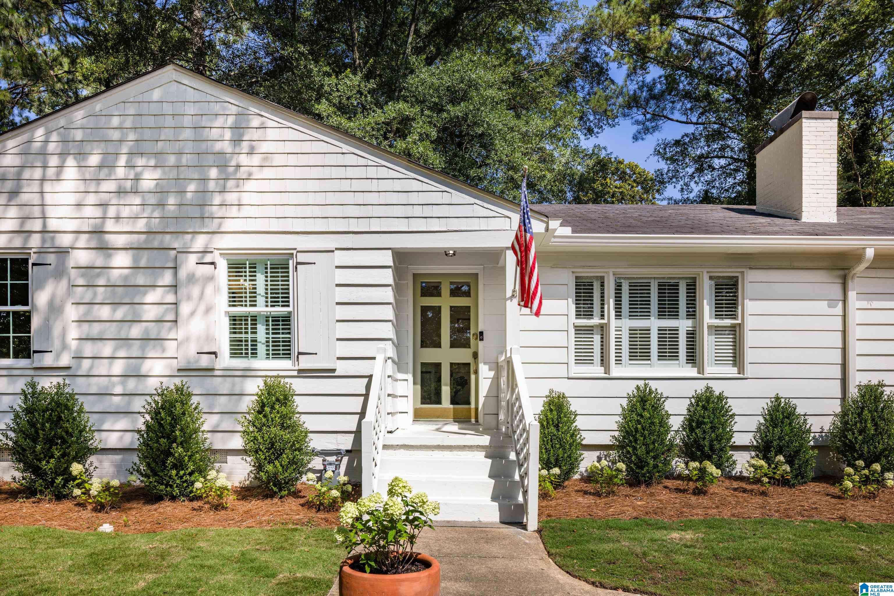 4228 Warren Road Birmingham, AL 35213 - Photo 3 of 41