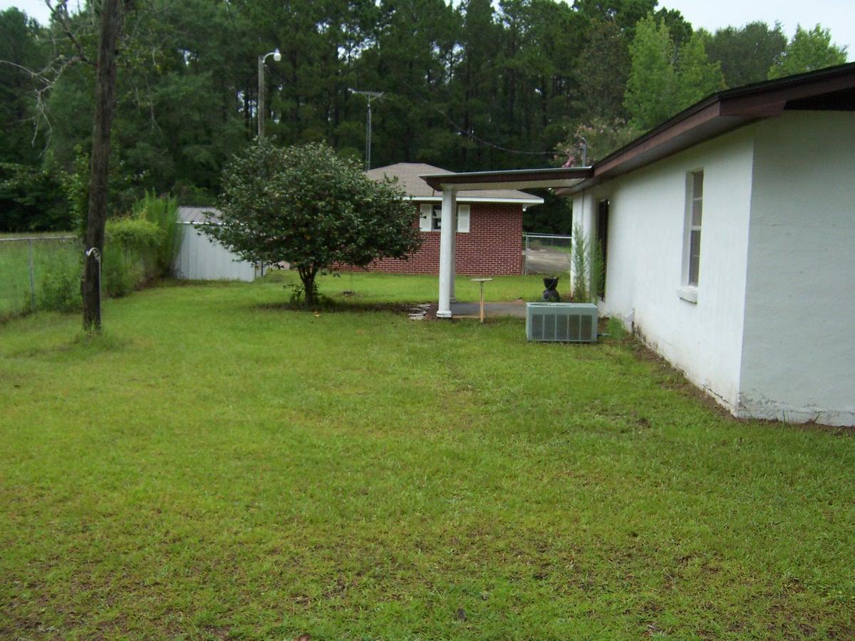 2912 R M Ward Road Ponce de Leon, FL 32455 - Photo 7 of 32 100_4857