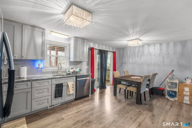 $374,000 | 7 Pettit Drive, Meriden, CT 06451