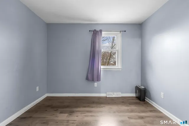 $374,000 | 7 Pettit Drive, Meriden, CT 06451