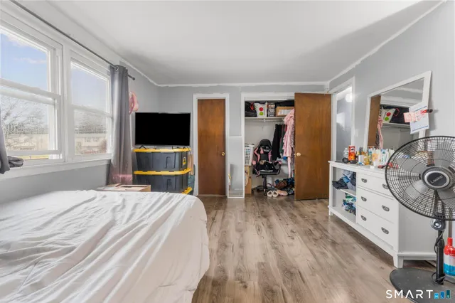 $374,000 | 7 Pettit Drive, Meriden, CT 06451