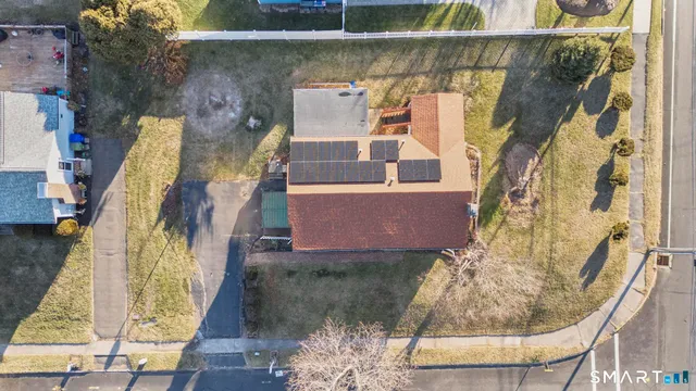 $374,000 | 7 Pettit Drive, Meriden, CT 06451