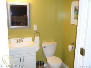 3272 Donley Avenue Rochester, MI 48309 - Photo 14 of 17 BASEMENT 2.jpg