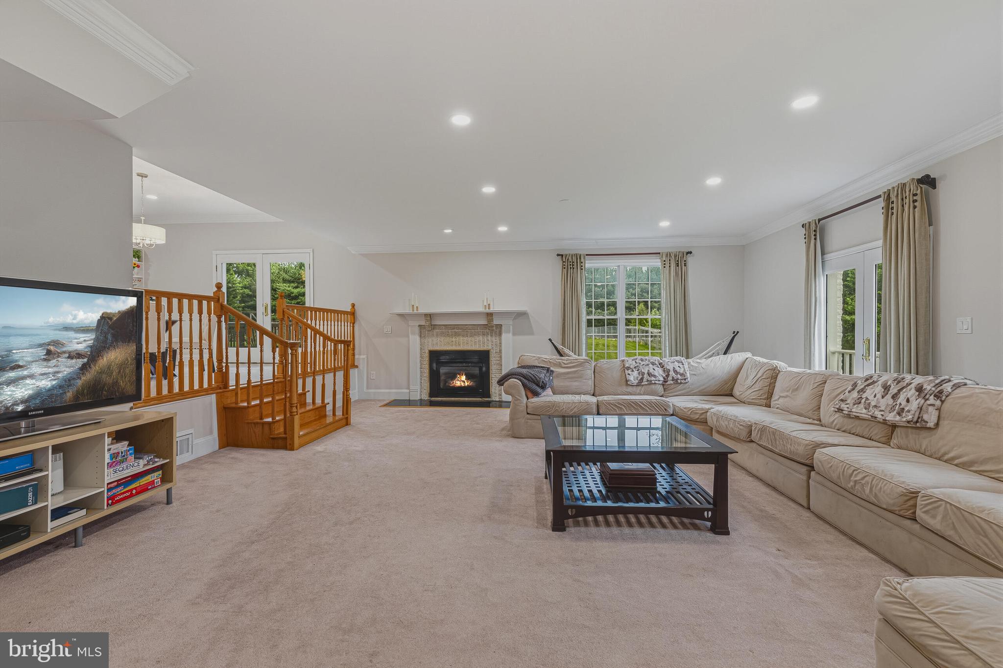 837 Seneca Road Great Falls, VA 22066 - Photo 14 of 49