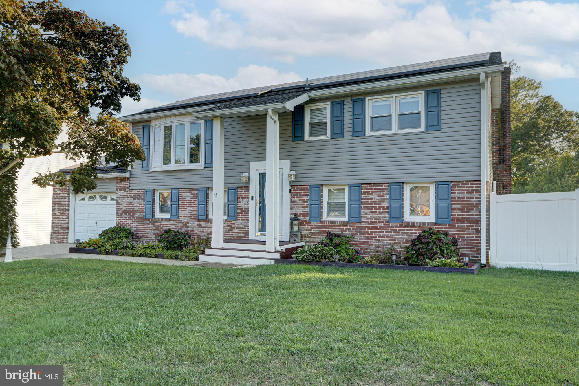 43 Jefferson Road Pennsville, NJ 08070 - Photo 3 of 78 Gallery Image 3
