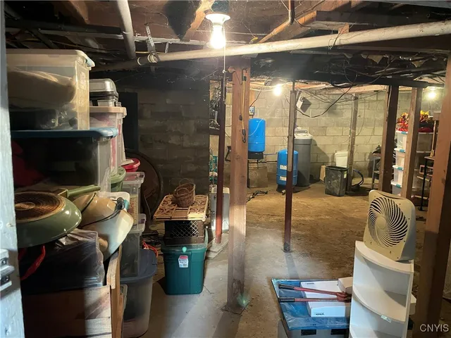 $170,000 | 3703 Highway 31, Canastota, NY 13032