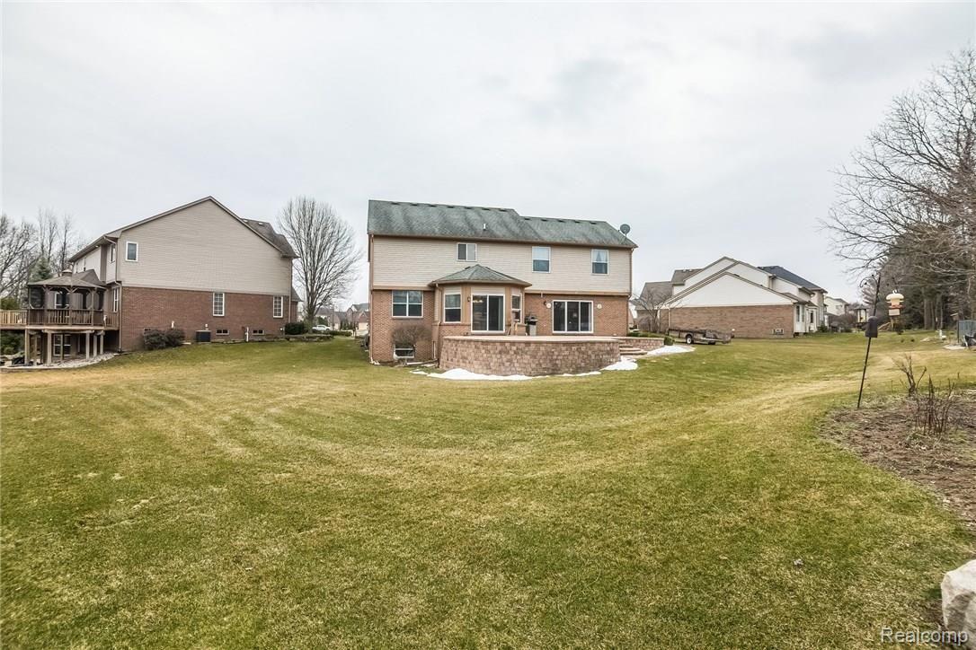 2516 Florence Drive Rochester, MI 48309 - Photo 46 of 46 046-3867386-medium.jpg
