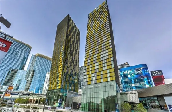 $5,500 | 3726 South Las Vegas Boulevard, Unit 811, Las Vegas, NV 89158