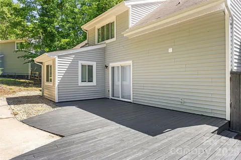 $525,000 | 9526 Fairway Ridge Road, Charlotte, NC 28277