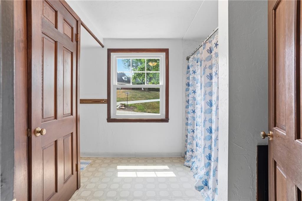 4730 Rolling Hills Road Pittsburgh, PA 15236 - Photo 25 of 50 Gallery Image 25