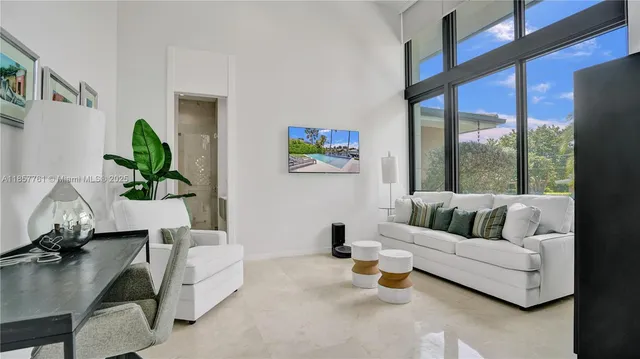 $6,333,000 | 1651 Diplomat Parkway, Hallandale Beach, FL 33009