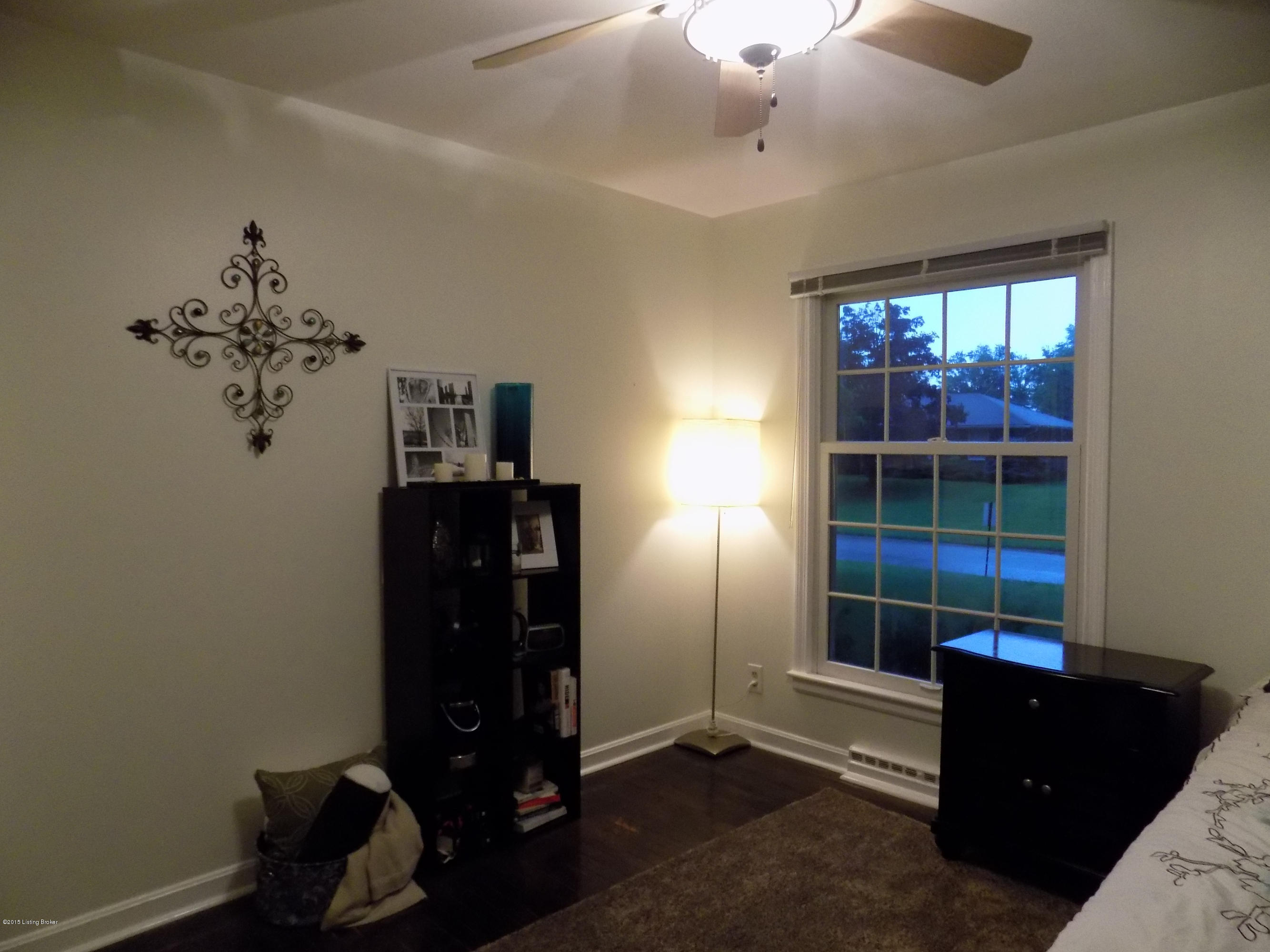 1905 Buttonwood Road Louisville, KY 40222 - Photo 16 of 30 041