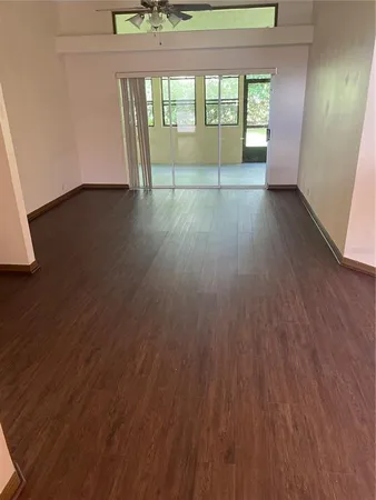 $2,400 | 3007 Forest Club Drive, Plant City, FL 33566