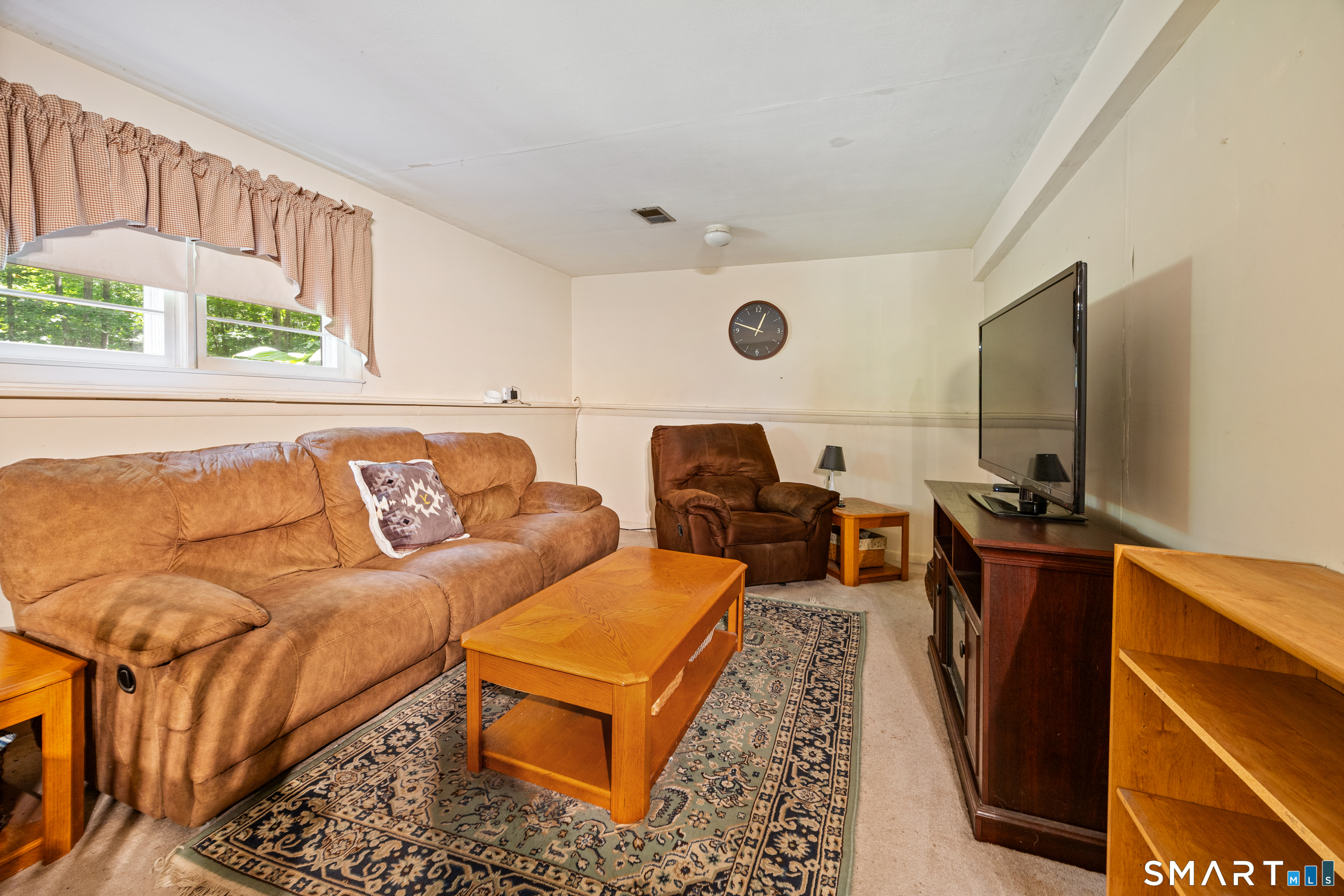 936 South Meriden Road Cheshire, CT 06410 - Photo 20 of 39