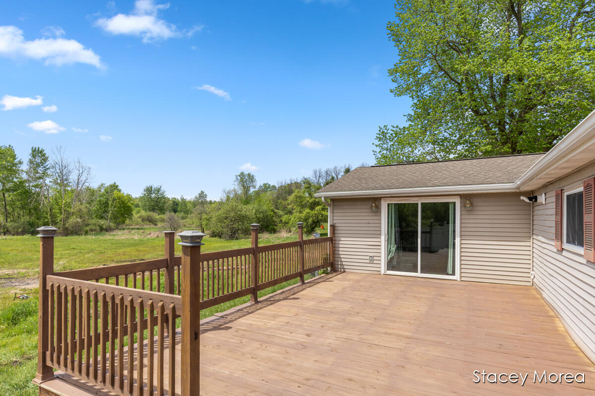 1910 Waterview Way Crystal, MI 48818 - Photo 22 of 33