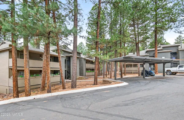 $345,000 | 1385 West University Avenue, Unit 3122, Flagstaff, AZ 86001