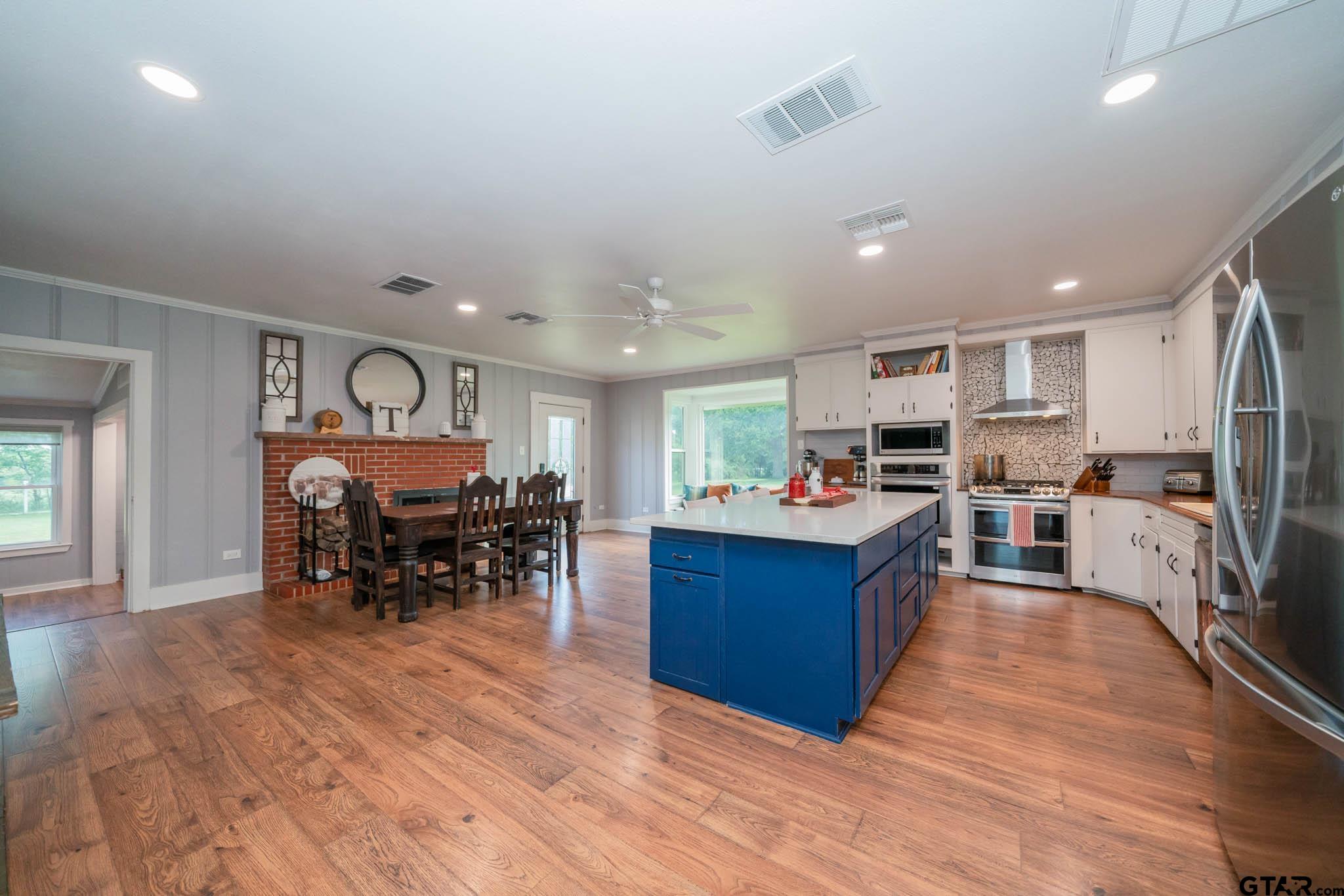 1901 Byrd Road Jacksonville, TX 75766 - Photo 5 of 48