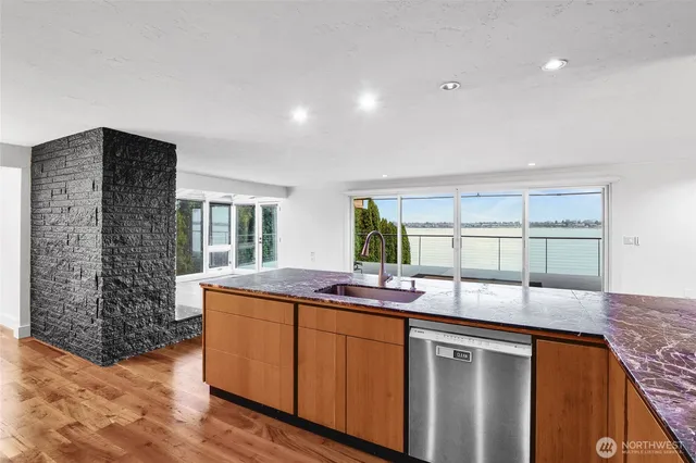 $849,990 | 2102 Elgin Road Northeast, Moses Lake, WA 98837