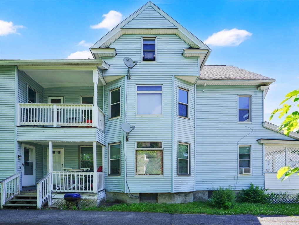 658 Union Street Springfield, MA 01109 - Photo 4 of 17