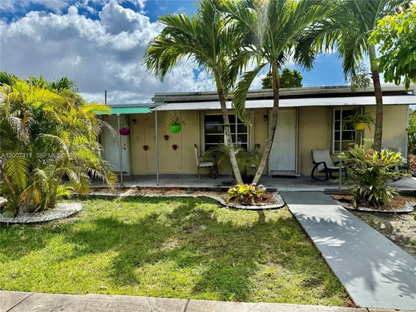 $929,900 | 509 Southwest 78th Court, Miami, FL 33144