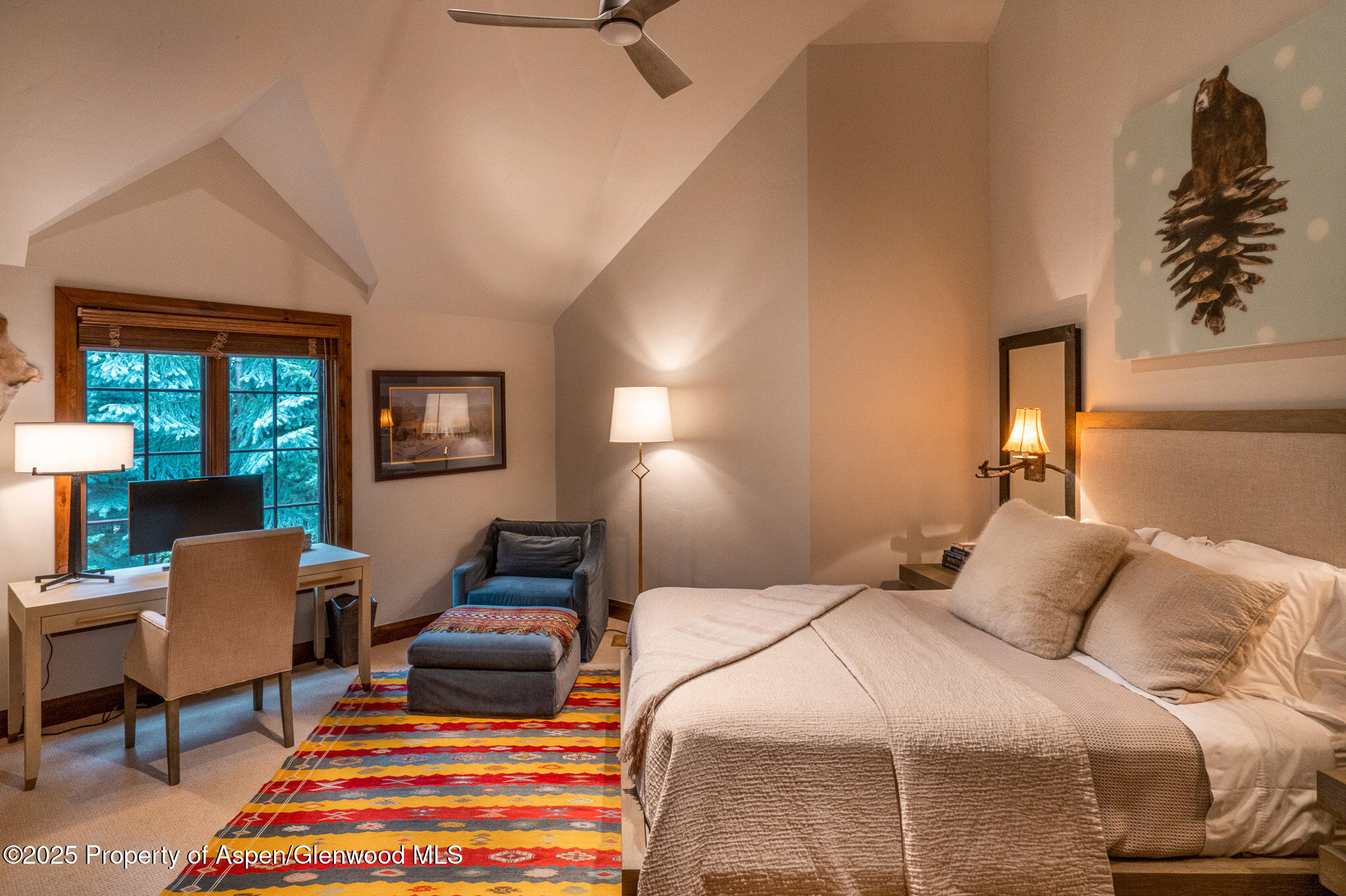 800 South Hayden Road Aspen, CO 81611 - Photo 40 of 57 Guest Room