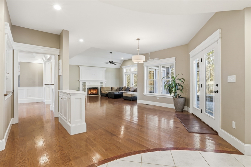 71 Regency Place North Andover, MA 01845 - Photo 11 of 42