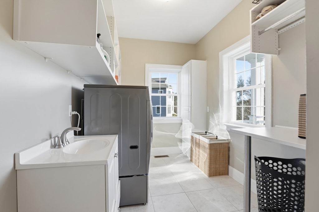 71 Regency Place North Andover, MA 01845 - Photo 21 of 42