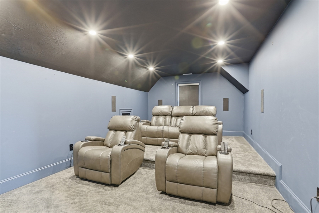 71 Regency Place North Andover, MA 01845 - Photo 26 of 42