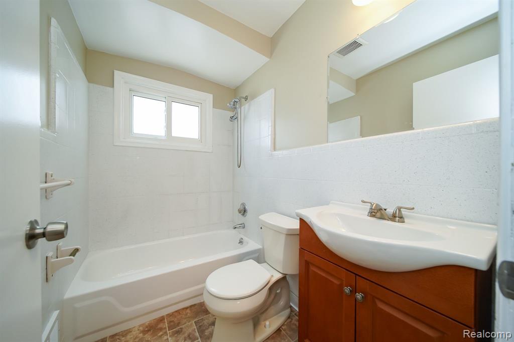 7635 Harding Street Taylor, MI 48180 - Photo 29 of 64 Gallery Image 29