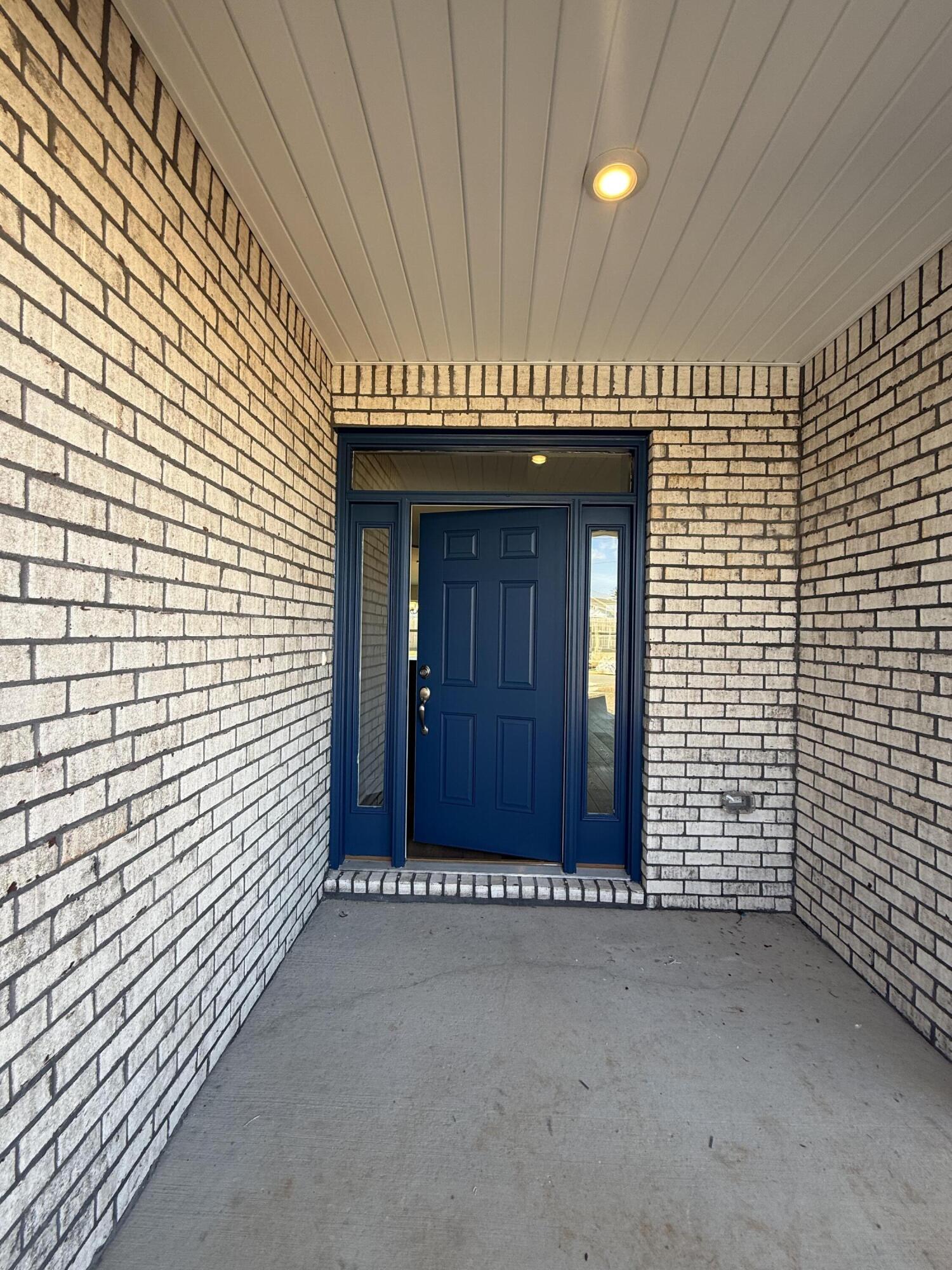 6013 Crocket Cove Crestview, FL 32539 - Photo 3 of 27 a view of a wooden door