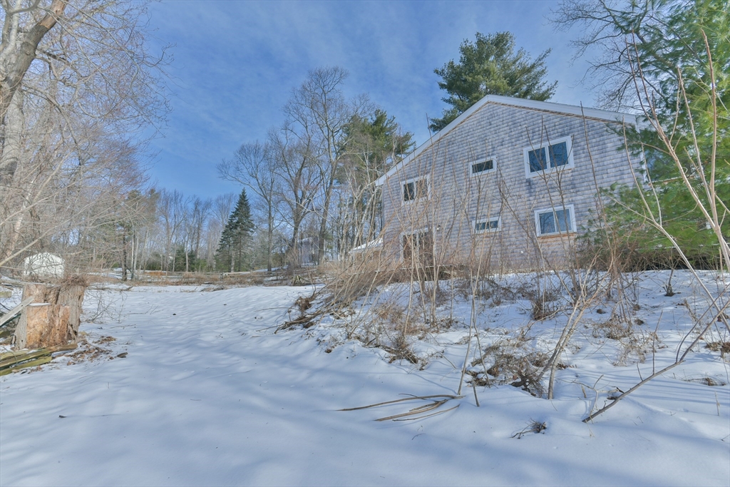 179 Upper North Row Road Sterling, MA 01564 - Photo 3 of 42 Gallery Image 3