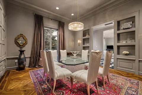 $5,650,000 | 20 Sunset Boulevard, Houston, TX 77005