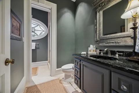 $5,650,000 | 20 Sunset Boulevard, Houston, TX 77005