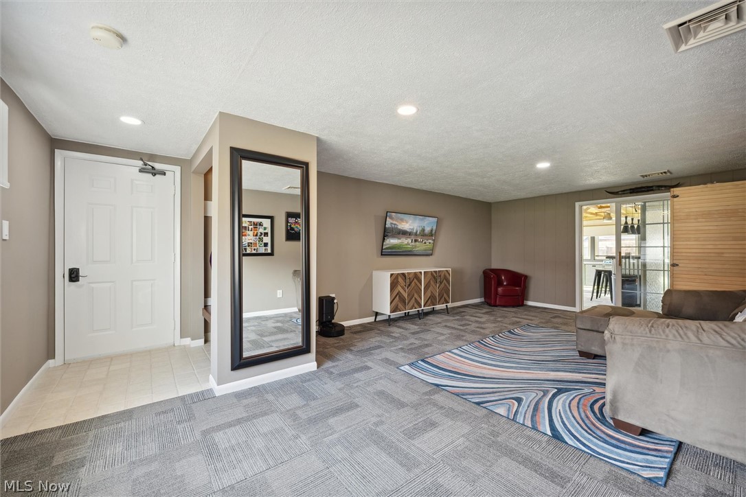 1674 Stonehaven Road Madison, OH 44057 - Photo 15 of 31 Gallery Image 15