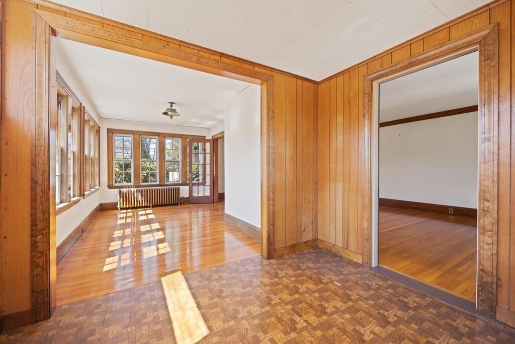 8 Spring Street Lexington, MA 02421 - Photo 13 of 35 a view of an entryway
